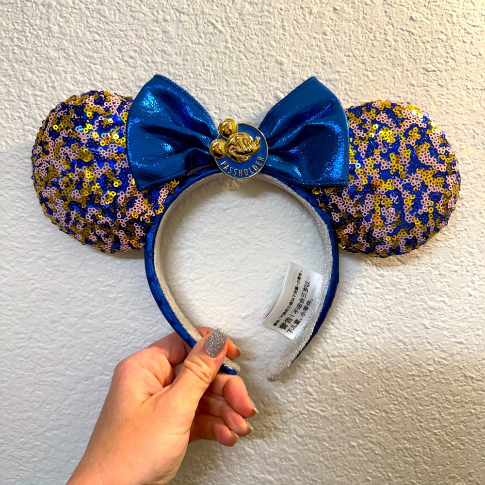 Walt Disney World Passholder Minnie ears